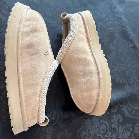 Ugg tazz slippers light tan color size 5 big kids - Picture 7 of 12